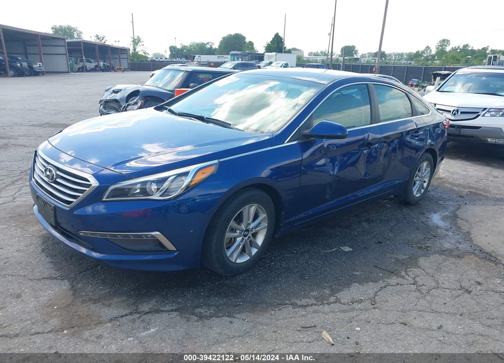 2015 HYUNDAI SONATA SE VIN: 5NPE24AF2FH205194