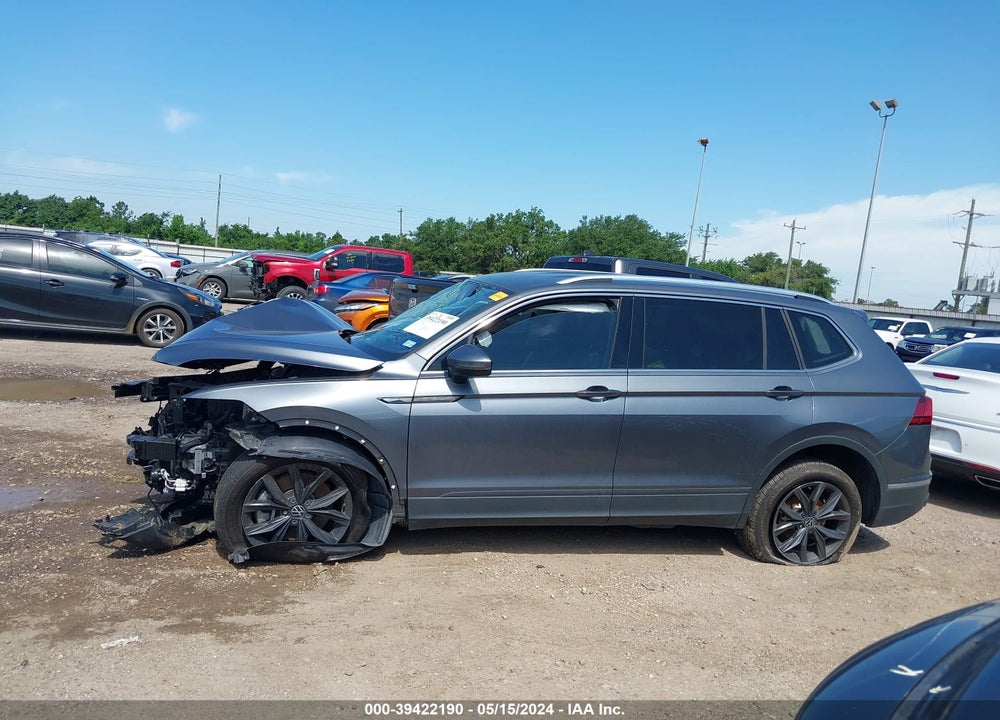 2022 VOLKSWAGEN TIGUAN 2.0T SE VIN: 3VV3B7AX0NM107003