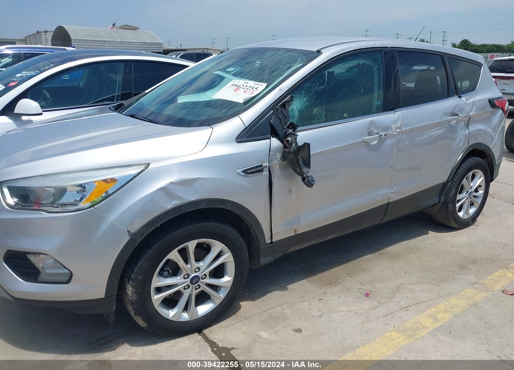 2017 FORD ESCAPE SE VIN: 1FMCU0GD6HUC28045
