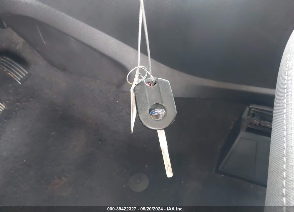 2017 FORD ESCAPE S VIN: 1FMCU0F76HUC61090