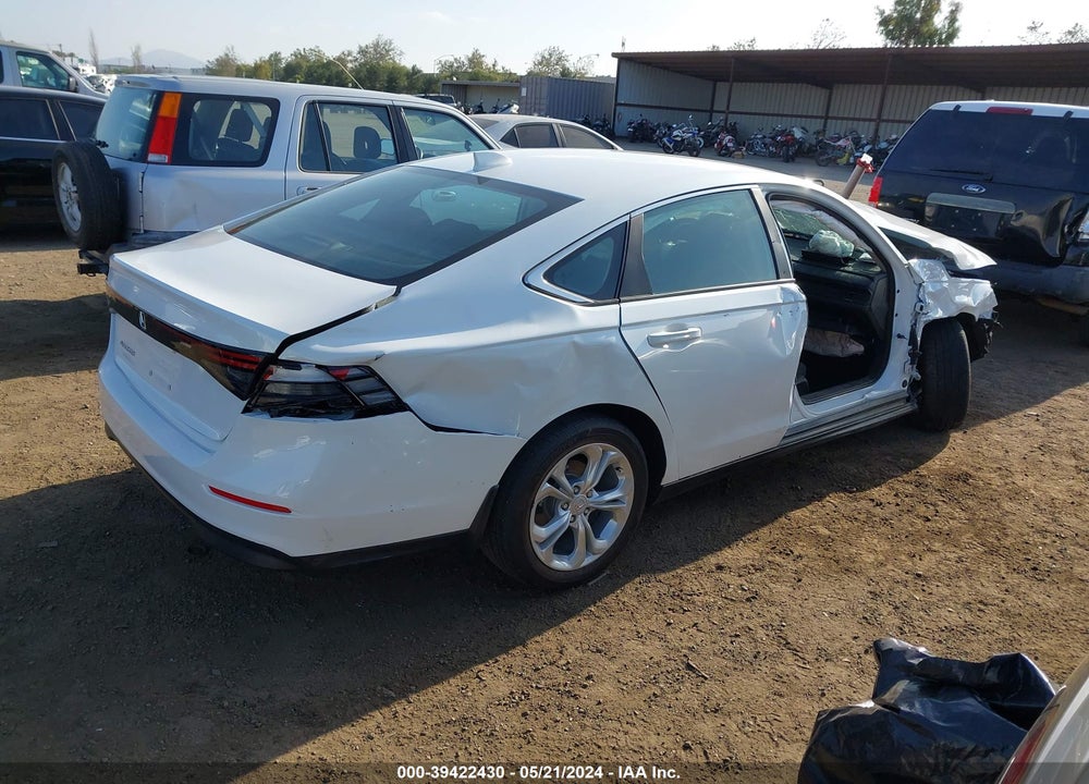 2024 HONDA ACCORD LX VIN: 1HGCY1F28RA019702