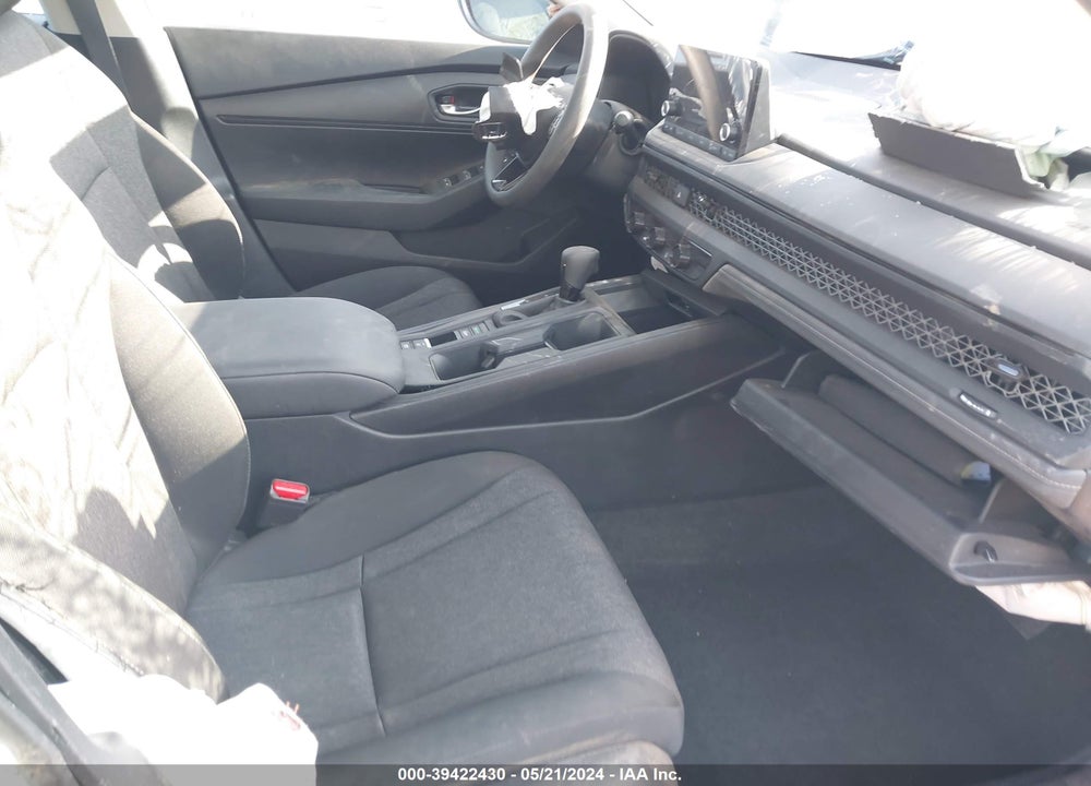 2024 HONDA ACCORD LX VIN: 1HGCY1F28RA019702