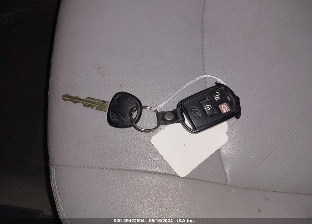 2005 HYUNDAI SANTA FE GLS/LX VIN: KM8SC73E45U960546