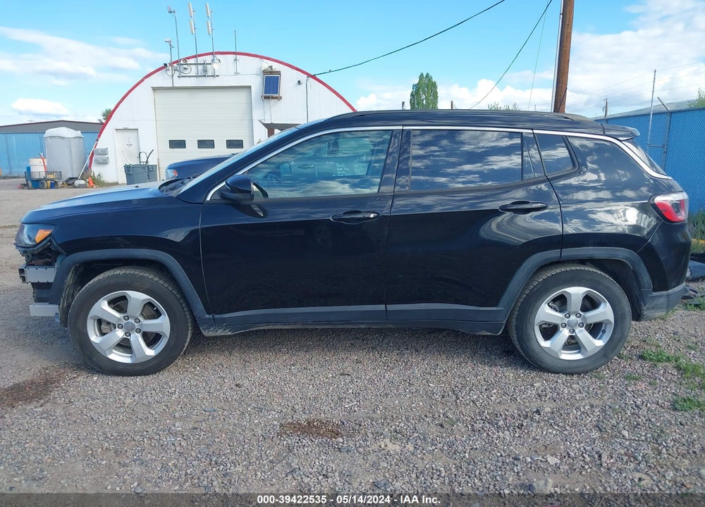 2018 JEEP COMPASS LATITUDE FWD VIN: 3C4NJCBBXJT300085