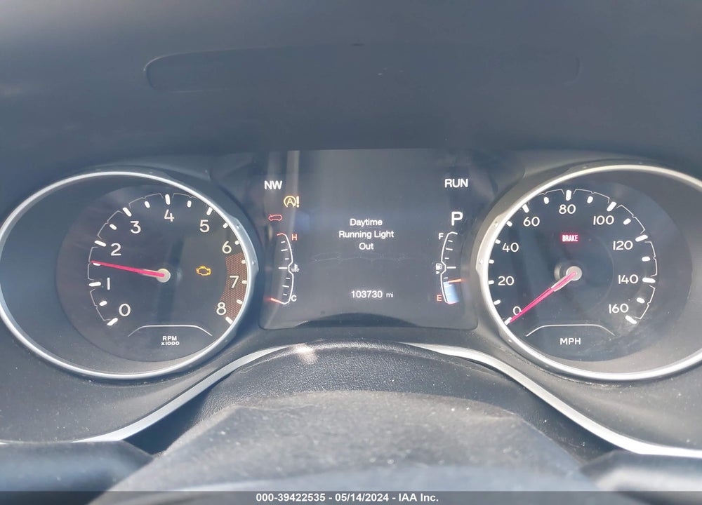 2018 JEEP COMPASS LATITUDE FWD VIN: 3C4NJCBBXJT300085
