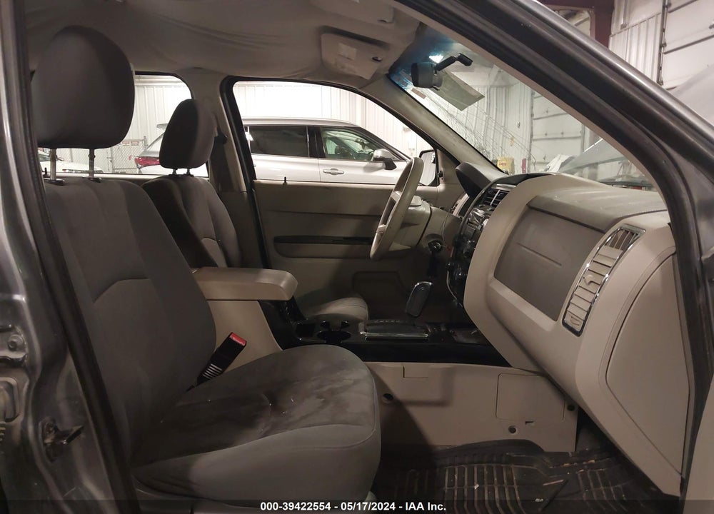 2008 MAZDA TRIBUTE I SPORT VIN: 4F2CZ02Z48KM15689
