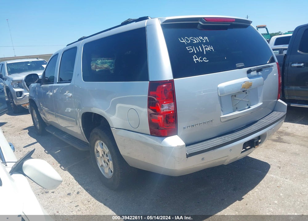 2014 CHEVROLET SUBURBAN 1500 LT VIN: 1GNSCJE09ER165733