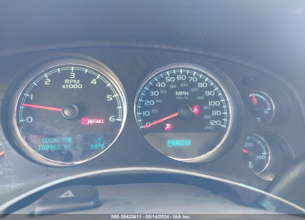 2014 CHEVROLET SUBURBAN 1500 LT VIN: 1GNSCJE09ER165733