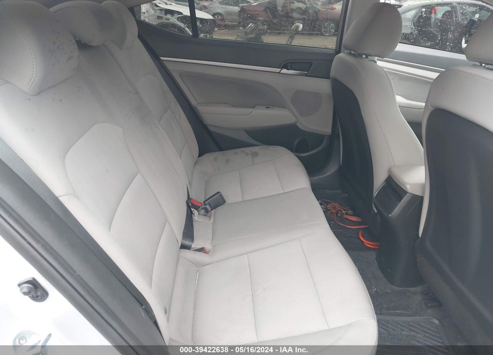 2018 HYUNDAI ELANTRA SEL VIN: 5NPD84LF9JH326918