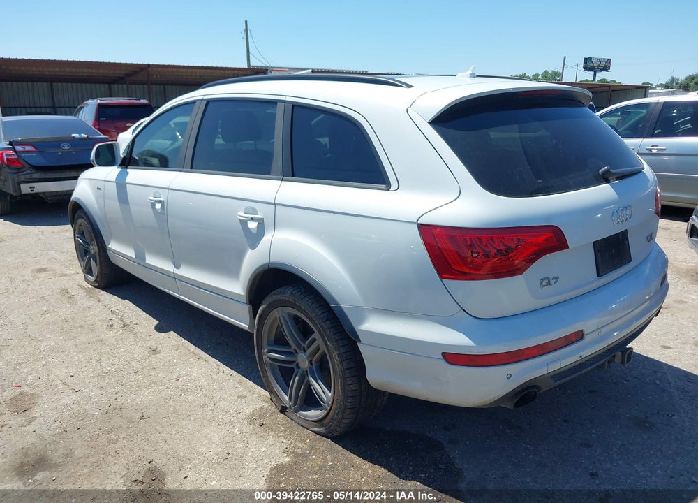 2015 AUDI Q7 3.0T S LINE PRESTIGE VIN: WA1DGAFE0FD006768