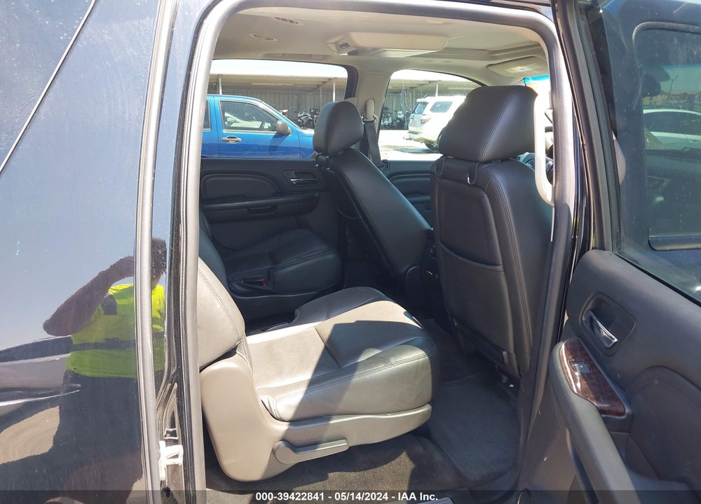 2014 GMC YUKON XL 1500 DENALI VIN: 1GKS2MEF6ER184293