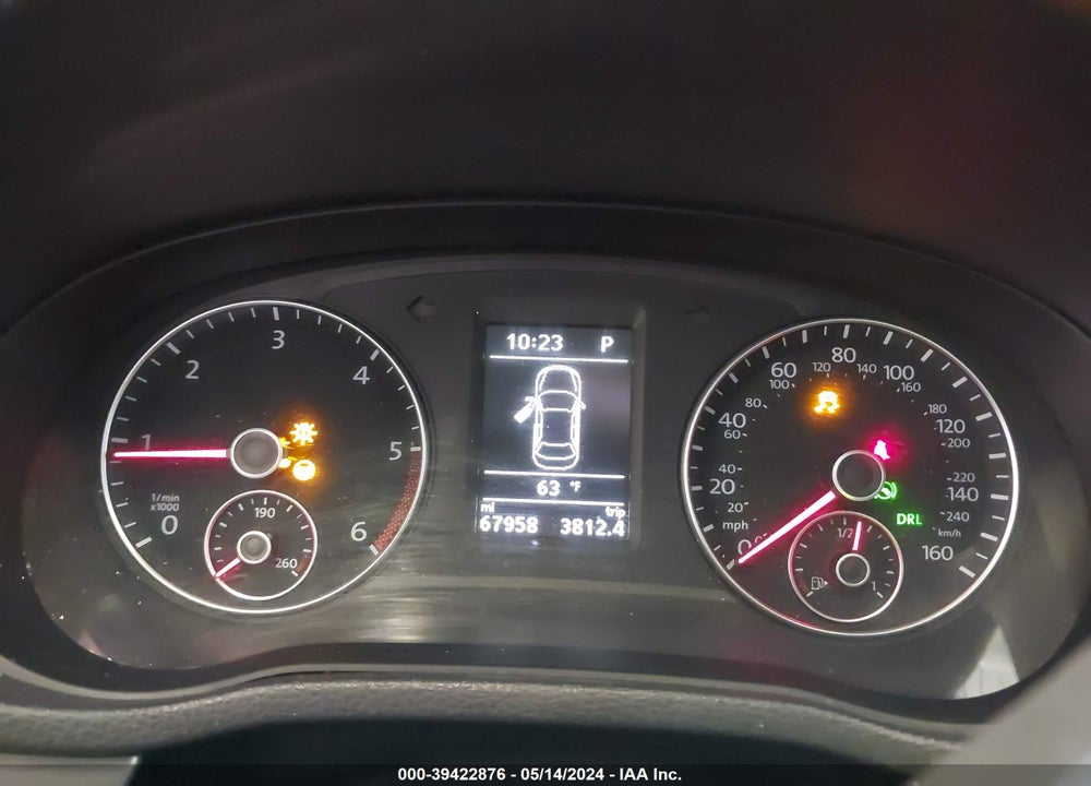 2014 VOLKSWAGEN PASSAT 2.0L TDI SE VIN: 1VWBN7A38EC068951