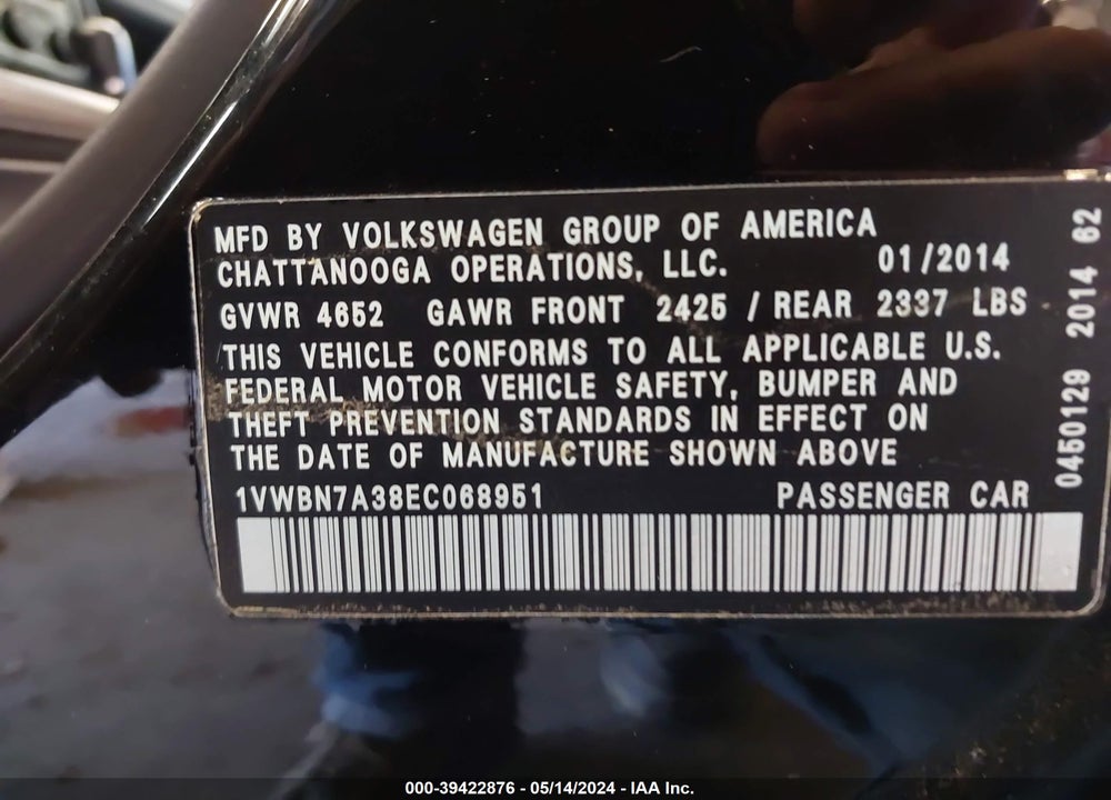 2014 VOLKSWAGEN PASSAT 2.0L TDI SE VIN: 1VWBN7A38EC068951