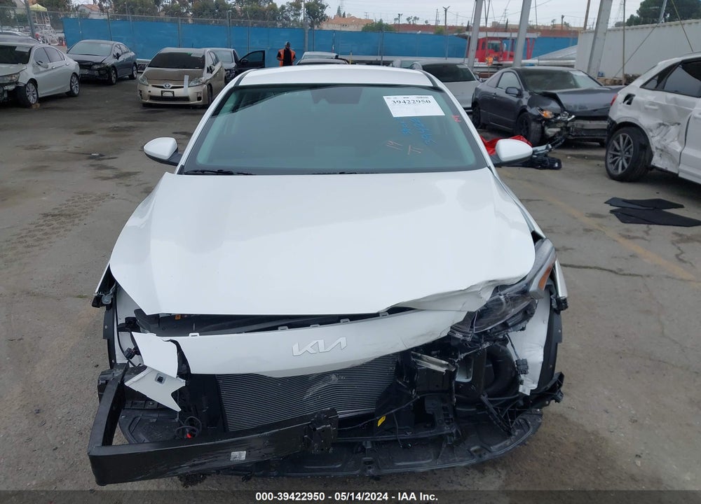 2024 KIA FORTE LXS VIN: 3KPF24AD0RE771995