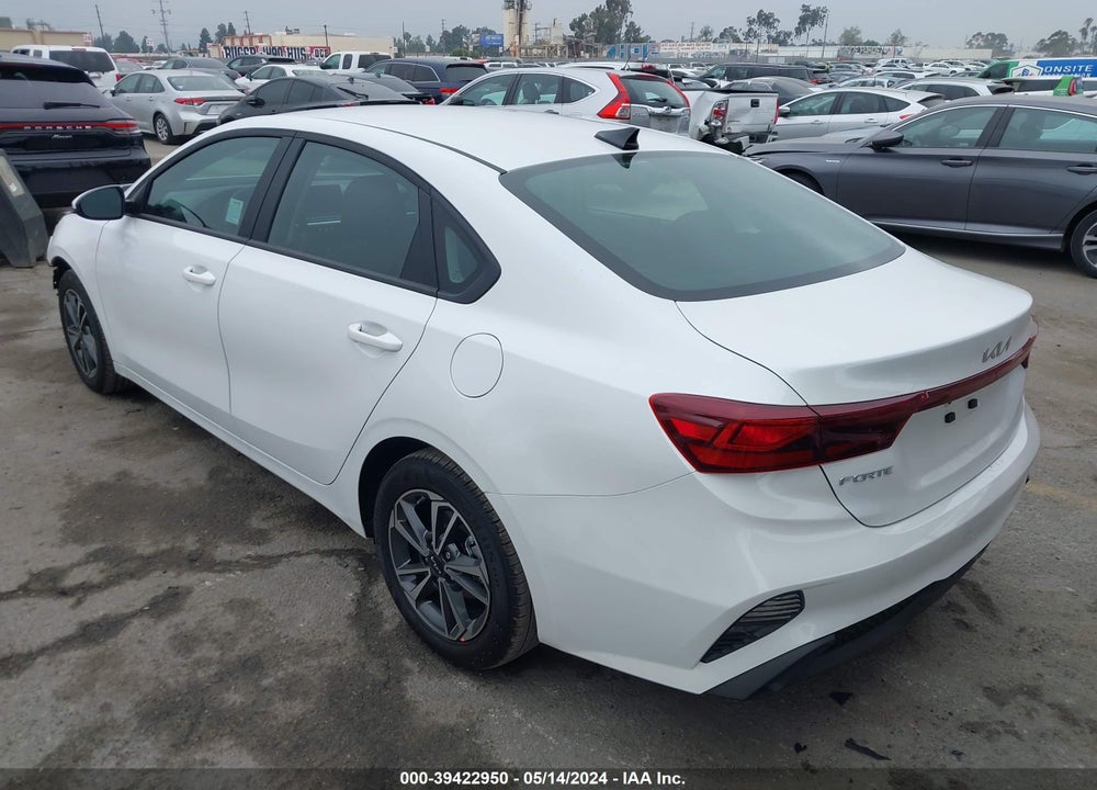 2024 KIA FORTE LXS VIN: 3KPF24AD0RE771995