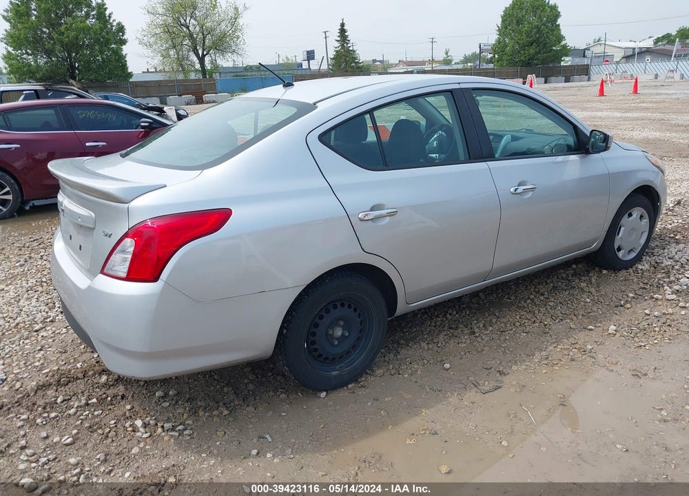 2018 NISSAN VERSA 1.6 SV VIN: 3N1CN7AP3JK409836