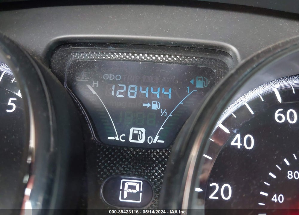 2018 NISSAN VERSA 1.6 SV VIN: 3N1CN7AP3JK409836