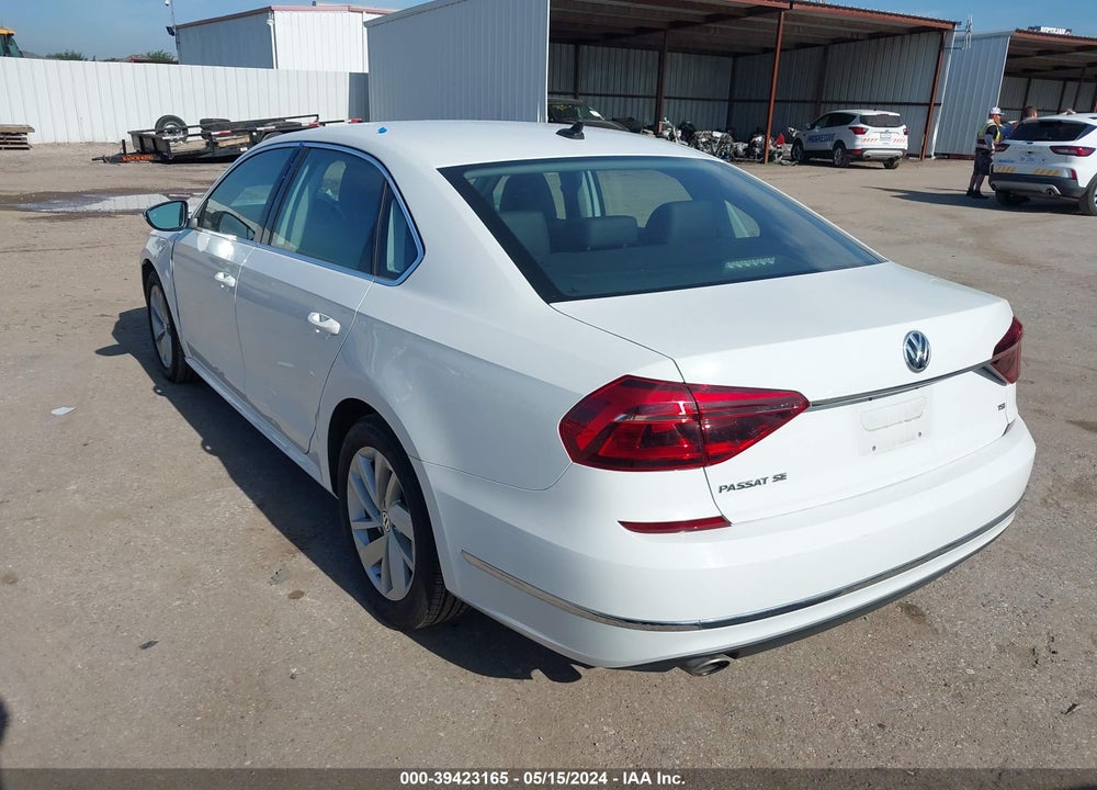 2018 VOLKSWAGEN PASSAT 2.0T SE VIN: 1VWBA7A36JC050776