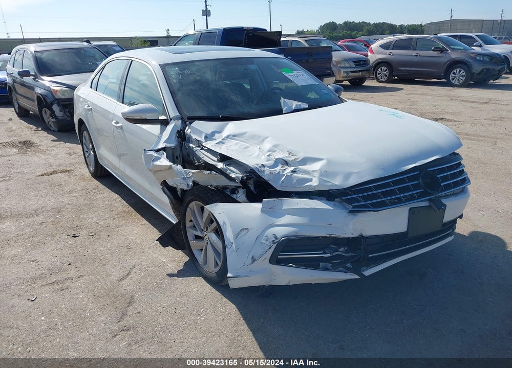2018 VOLKSWAGEN PASSAT 2.0T SE VIN: 1VWBA7A36JC050776