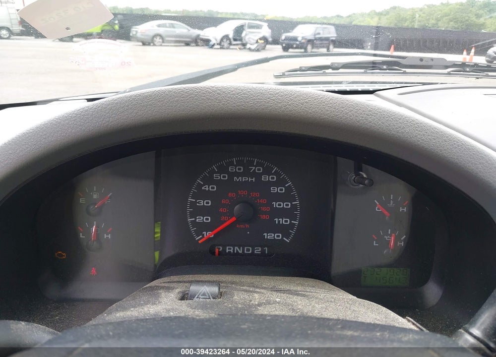 2006 FORD F-150 STX/XL/XLT VIN: 1FTRF12236NB35527