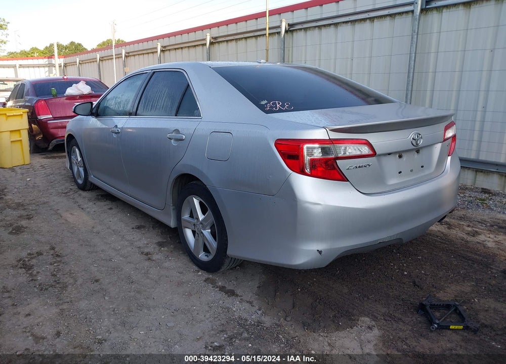 2014 TOYOTA CAMRY SE VIN: 4T1BF1FKXEU816635