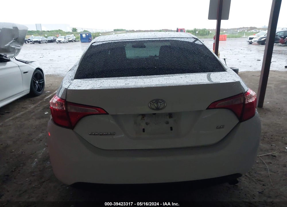2019 TOYOTA COROLLA LE VIN: 2T1BURHE2KC241343