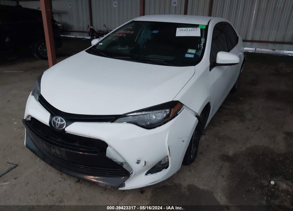 2019 TOYOTA COROLLA LE VIN: 2T1BURHE2KC241343