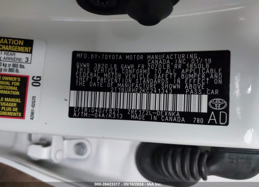 2019 TOYOTA COROLLA LE VIN: 2T1BURHE2KC241343