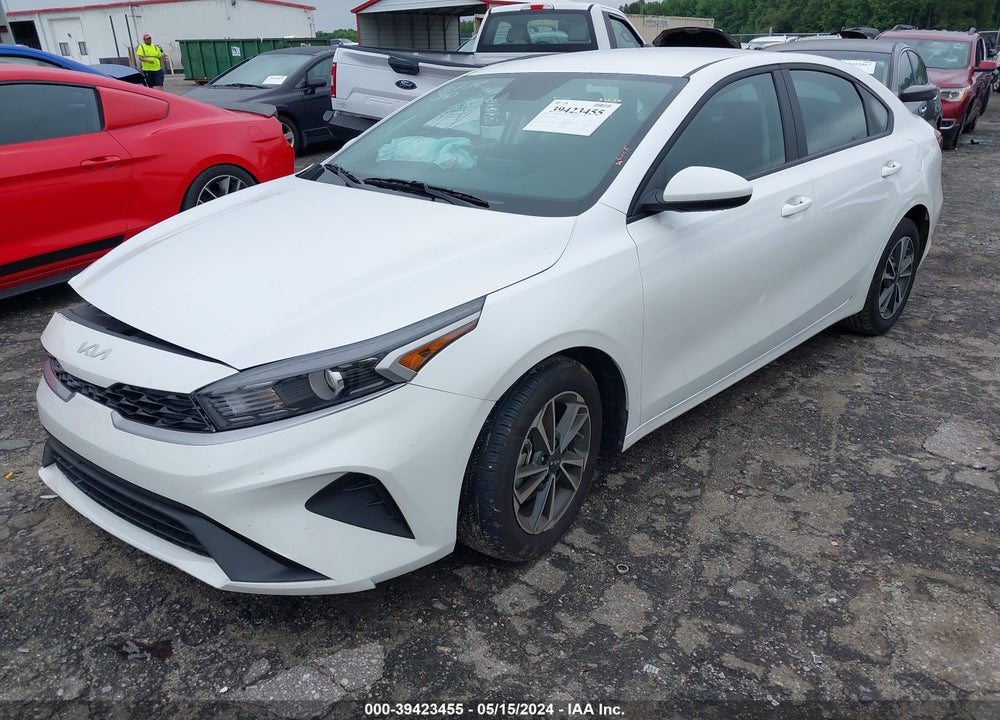 2024 KIA FORTE LXS VIN: 3KPF24AD1RE736205
