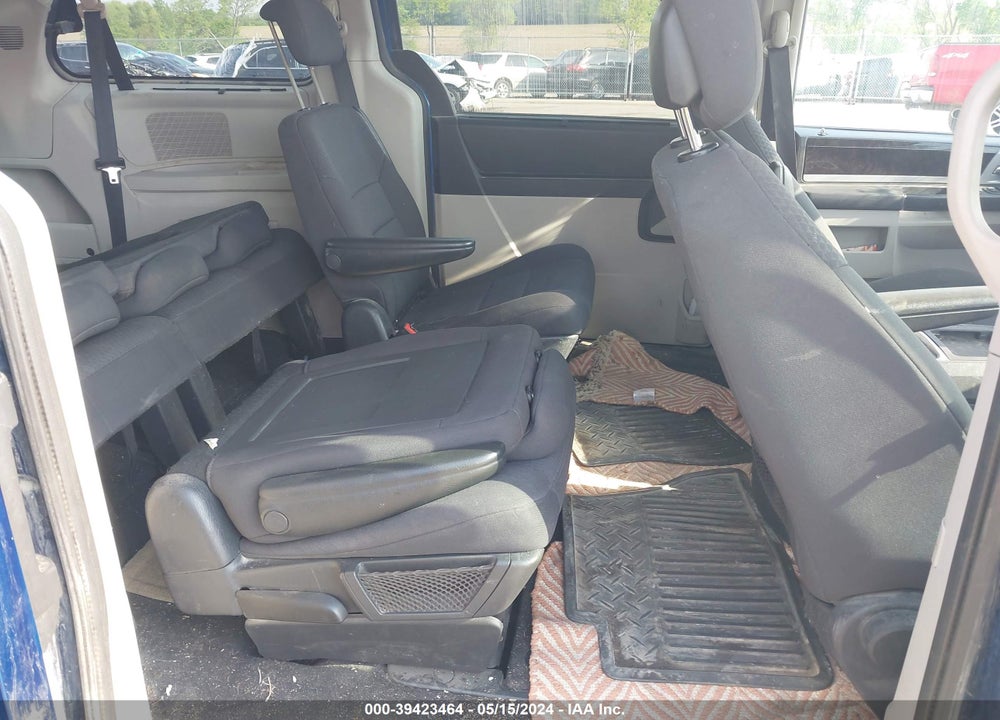 2010 DODGE GRAND CARAVAN SXT VIN: 2D4RN5D1XAR394142
