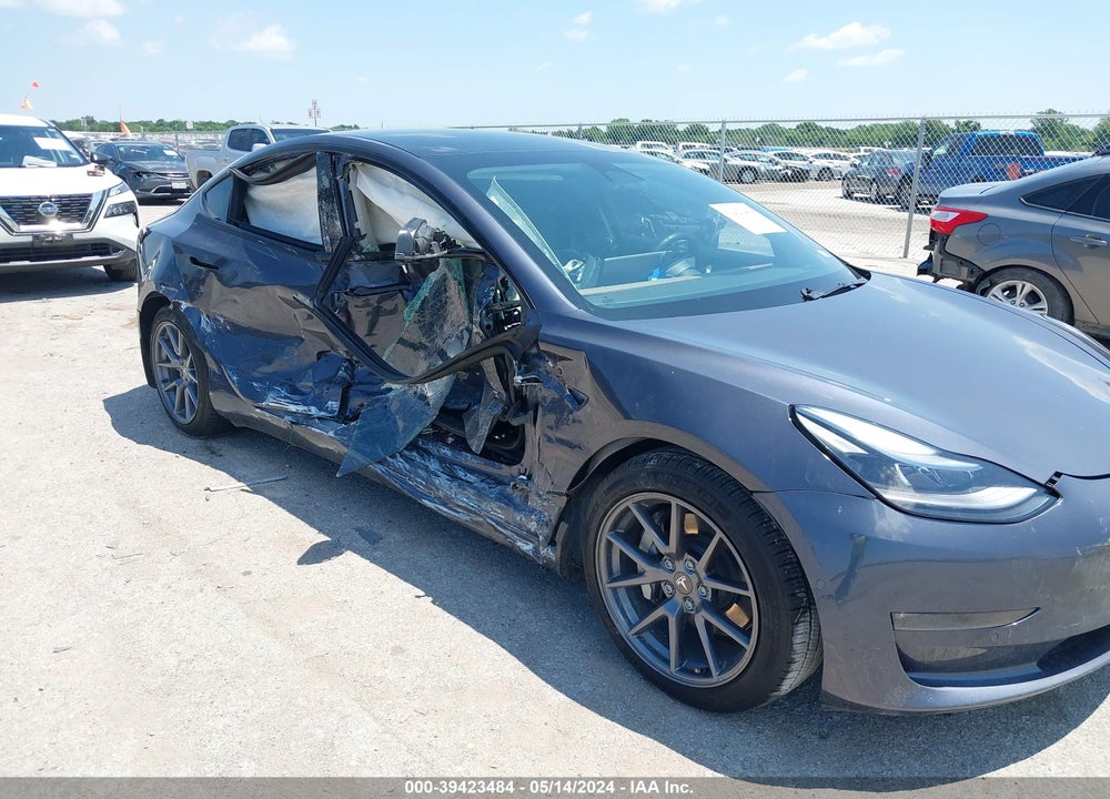 2022 TESLA MODEL 3 LONG RANGE DUAL MOTOR ALL-WHEEL DRIVE VIN: 5YJ3E1EB8NF174065