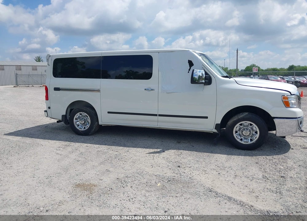 2021 NISSAN NV PASSENGER NV3500 HD SL VIN: 5BZAF0AA2MN851316