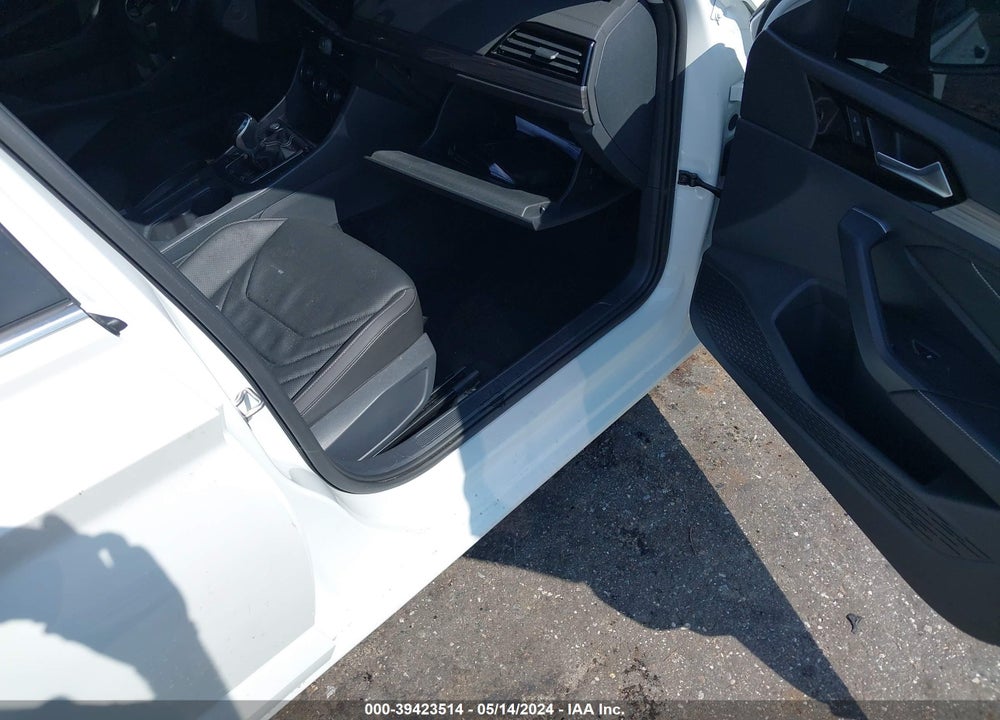 2023 VOLKSWAGEN JETTA 1.5T SEL VIN: 3VWGM7BU8PM055344