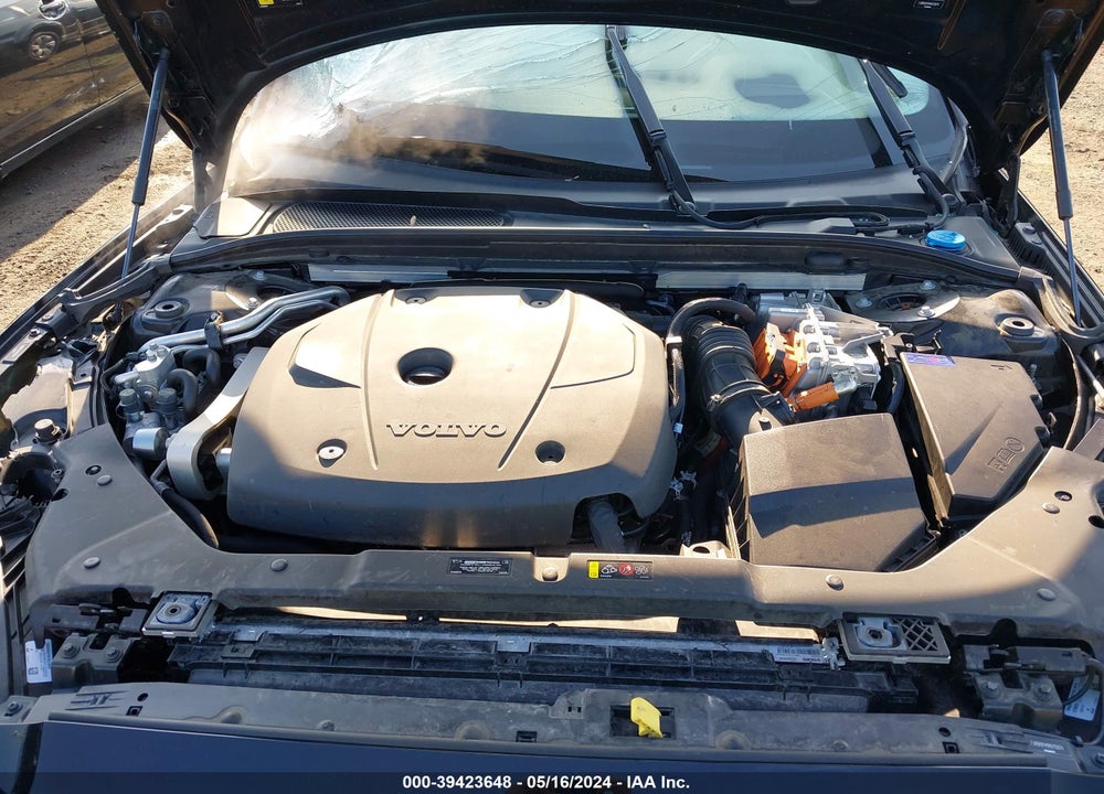 2021 VOLVO S60 RECHARGE PLUG-IN HYBRID T8 R-DESIGN VIN: 7JRBR0FM1MG113074