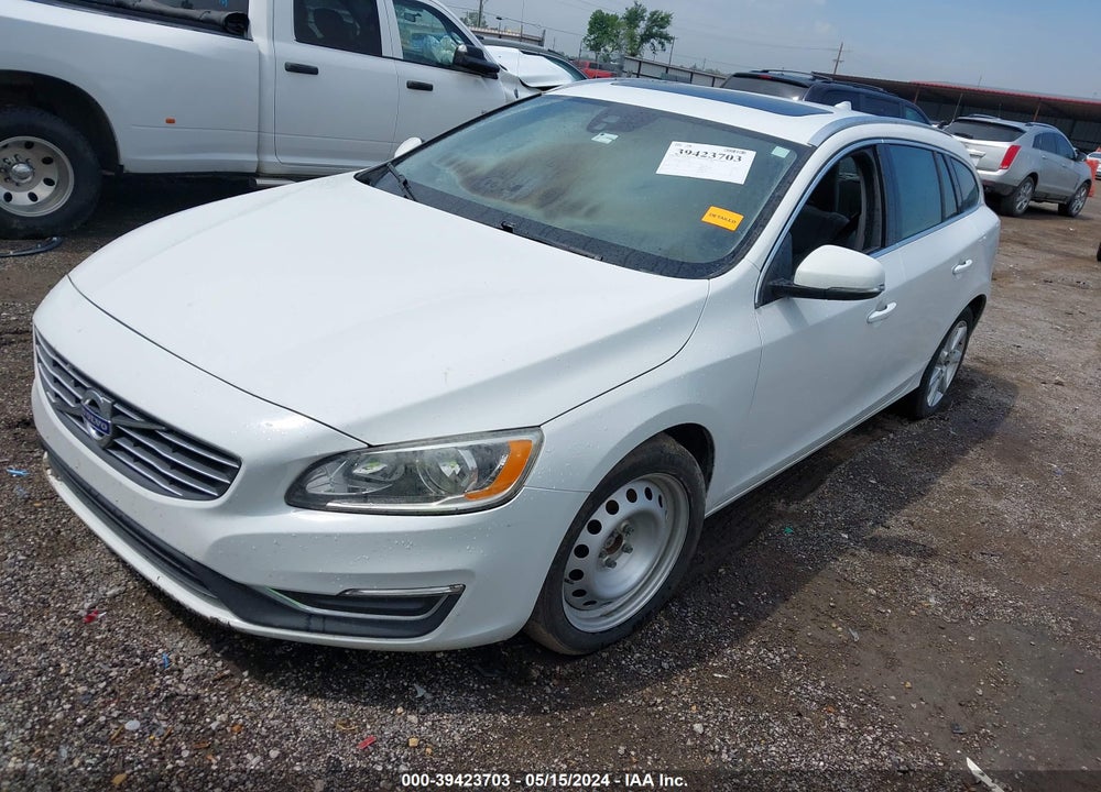 2017 VOLVO V60 VIN: YV140MEK2H1333206