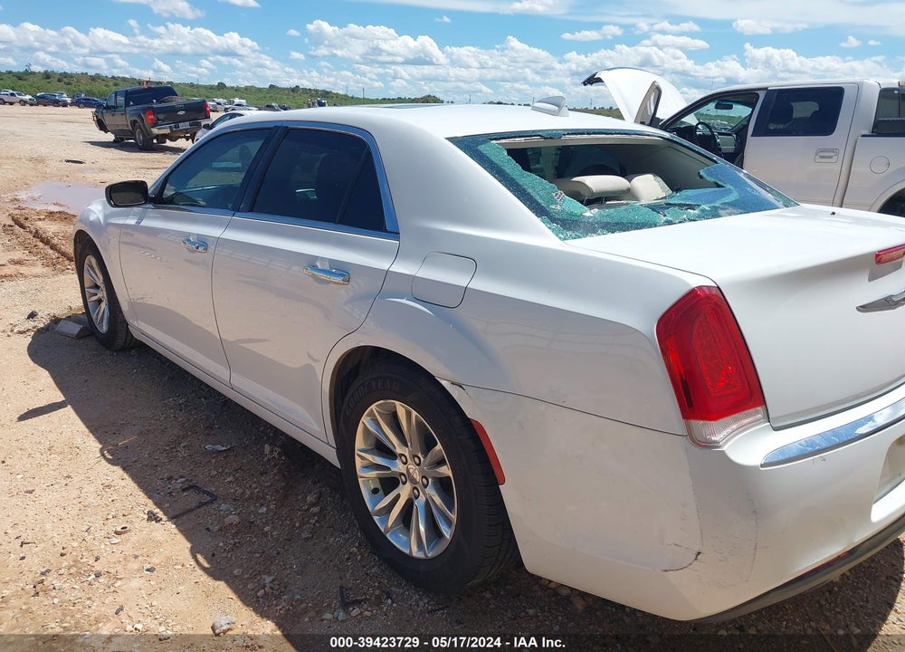 2015 CHRYSLER 300C VIN: 2C3CCAEGXFH802175