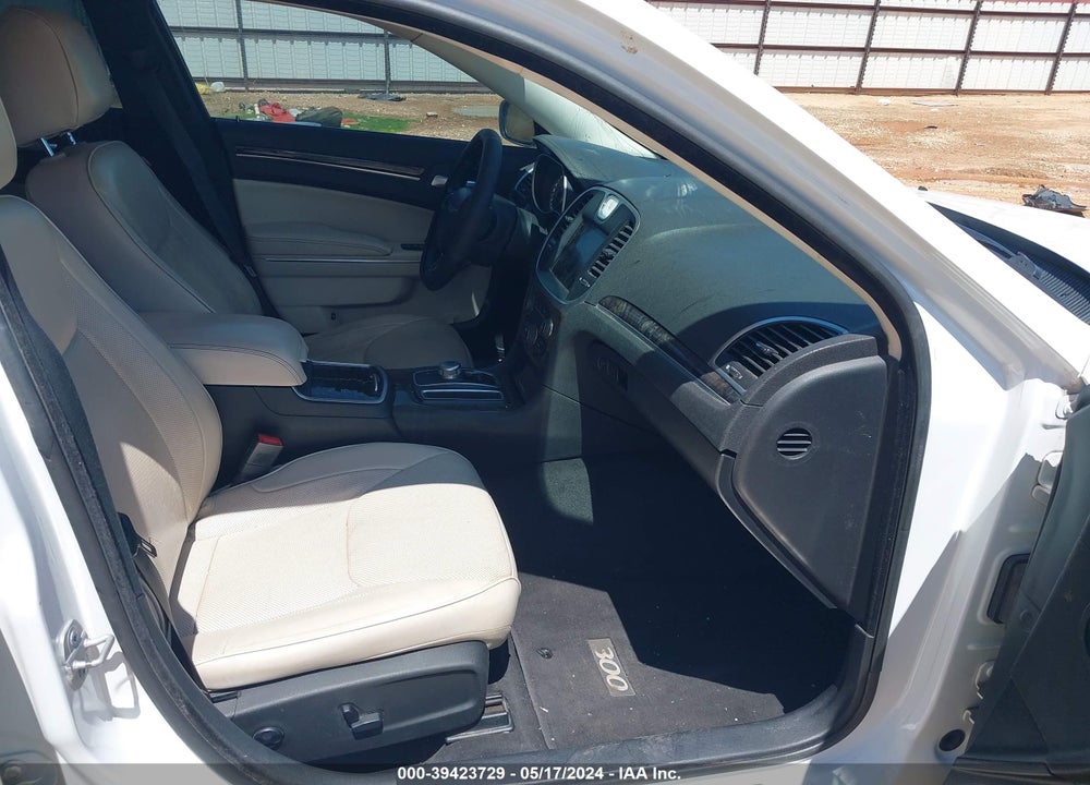 2015 CHRYSLER 300C VIN: 2C3CCAEGXFH802175