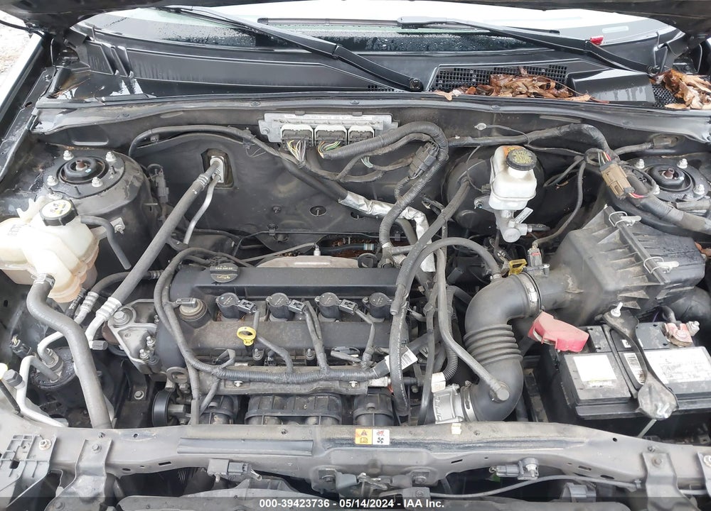 2011 FORD ESCAPE XLS VIN: 1FMCU0C7XBKC60242