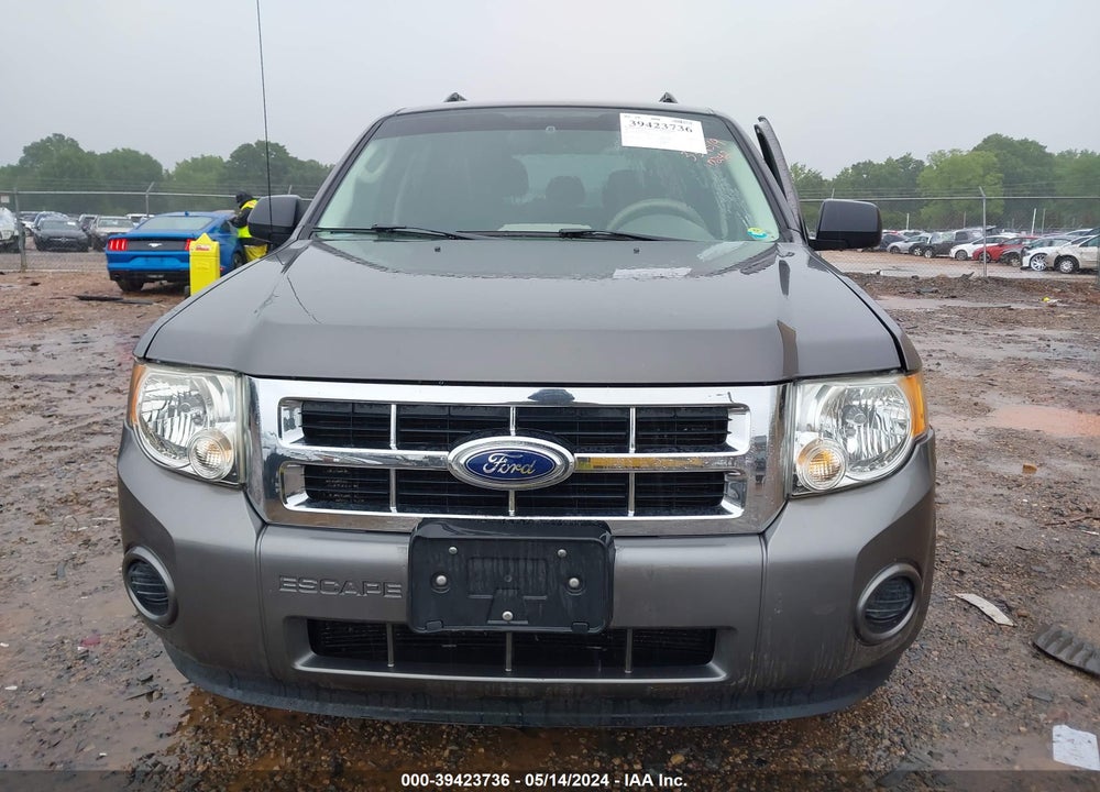 2011 FORD ESCAPE XLS VIN: 1FMCU0C7XBKC60242
