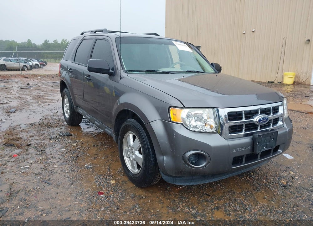 2011 FORD ESCAPE XLS VIN: 1FMCU0C7XBKC60242