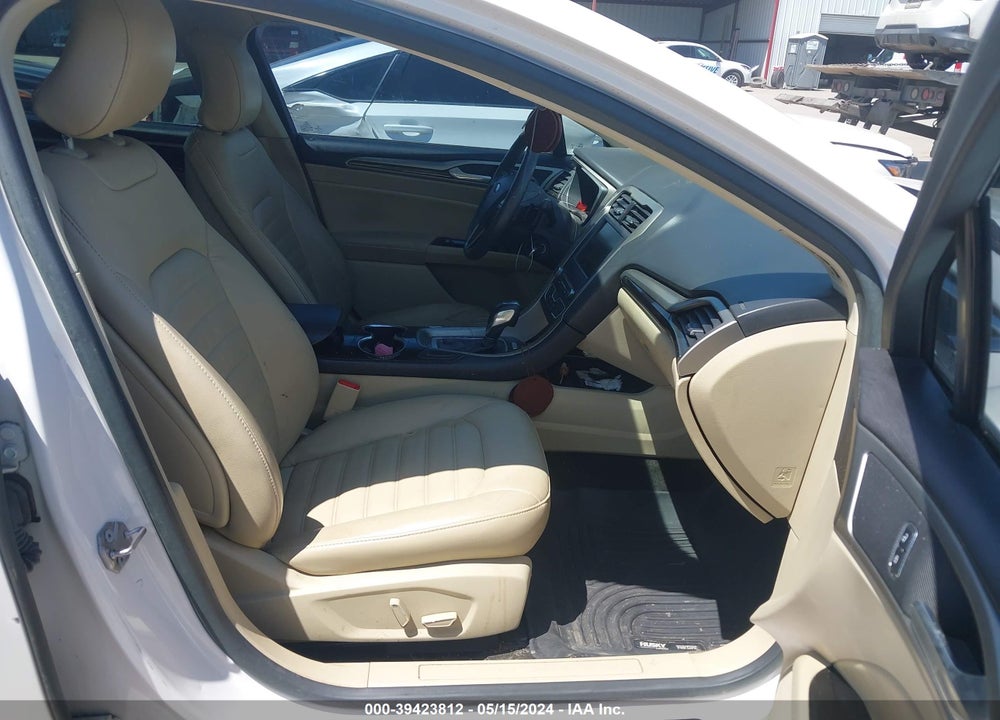 2016 FORD FUSION SE VIN: 3FA6P0H99GR143277
