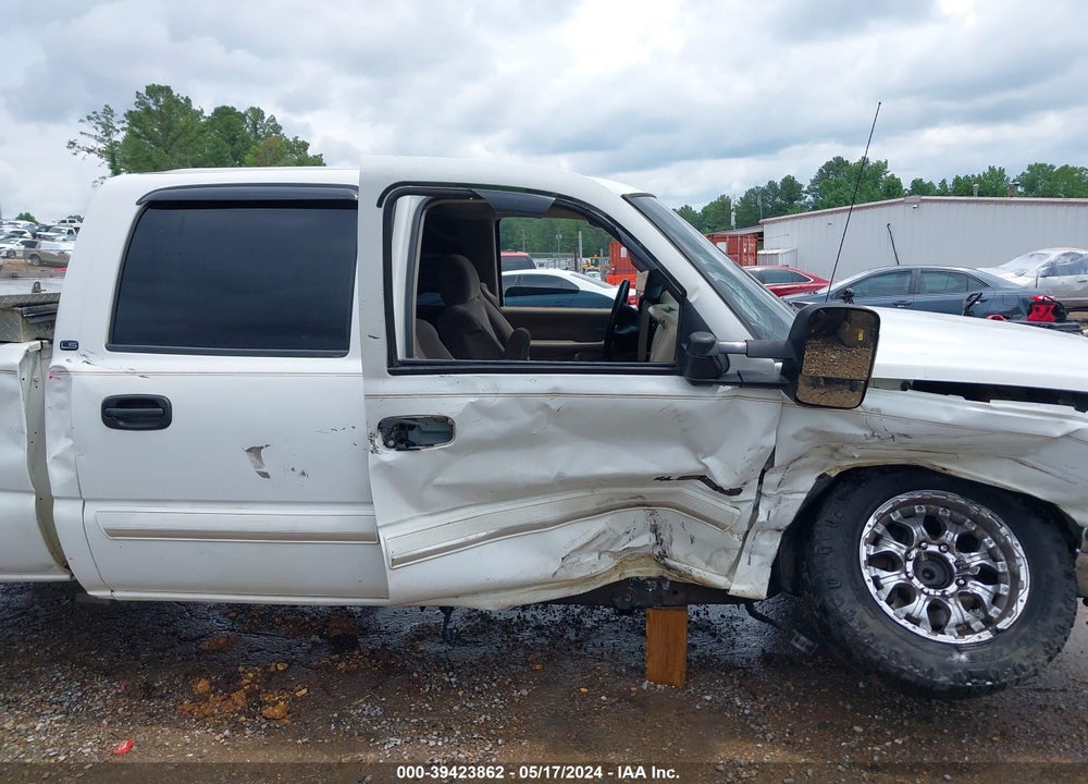 2003 CHEVROLET SILVERADO 1500HD LS VIN: 1GCGC13U33F198861