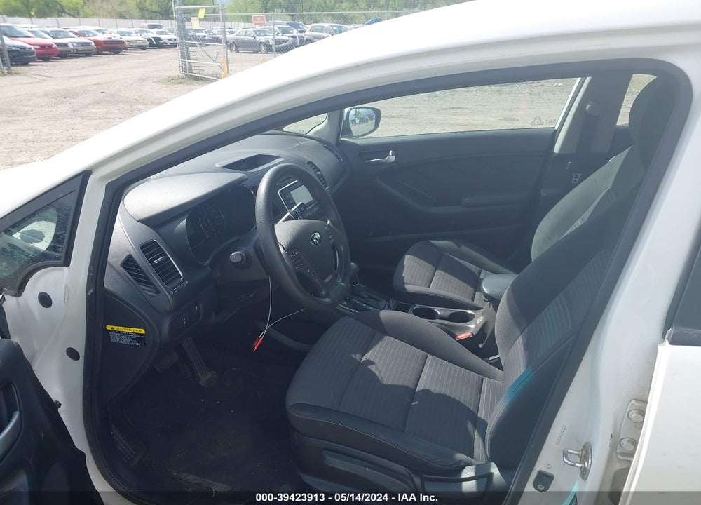 2017 KIA FORTE LX VIN: 3KPFL4A71HE125905