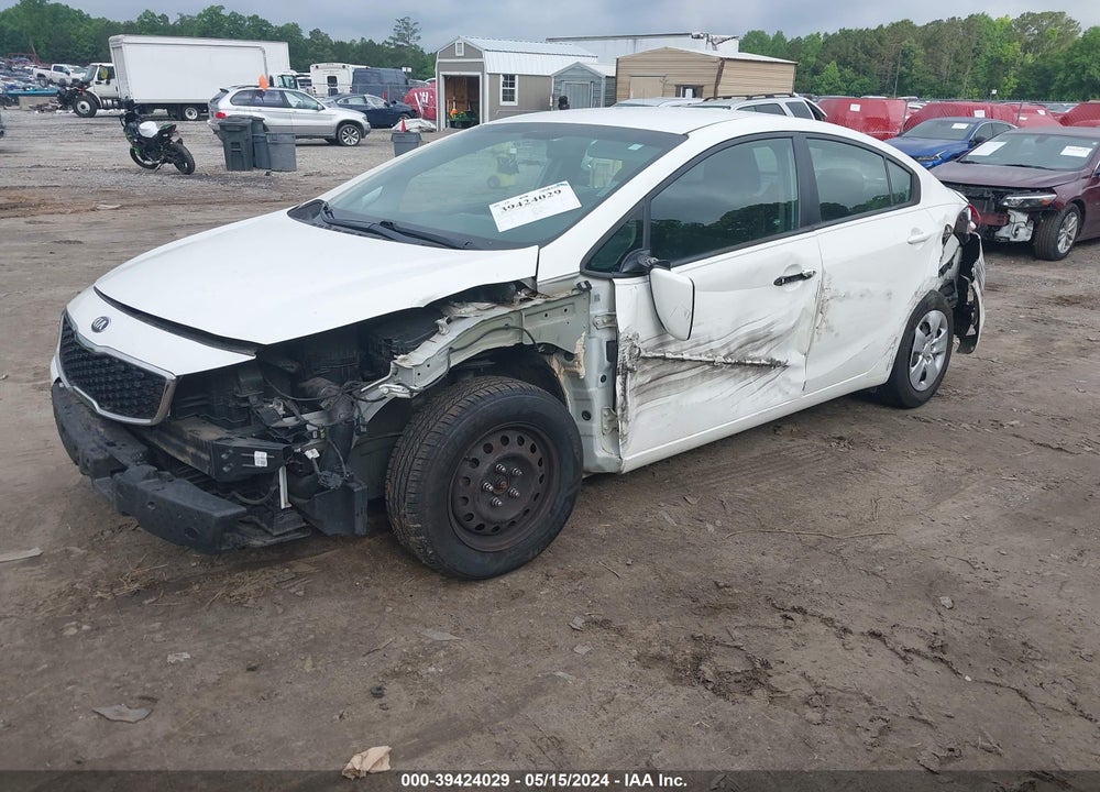 2018 KIA FORTE LX VIN: 3KPFK4A78JE185303