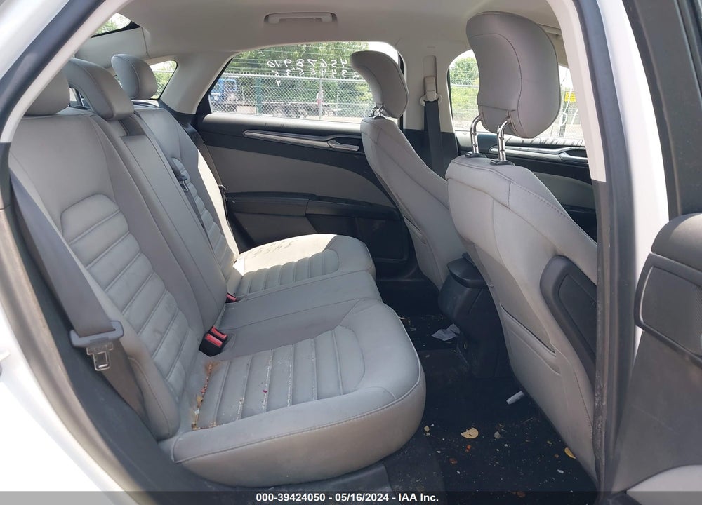 2014 FORD FUSION S VIN: 3FA6P0G77ER307820
