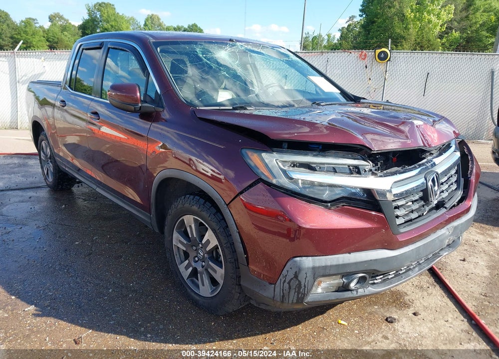 2017 HONDA RIDGELINE RTL VIN: 5FPYK2F51HB007832