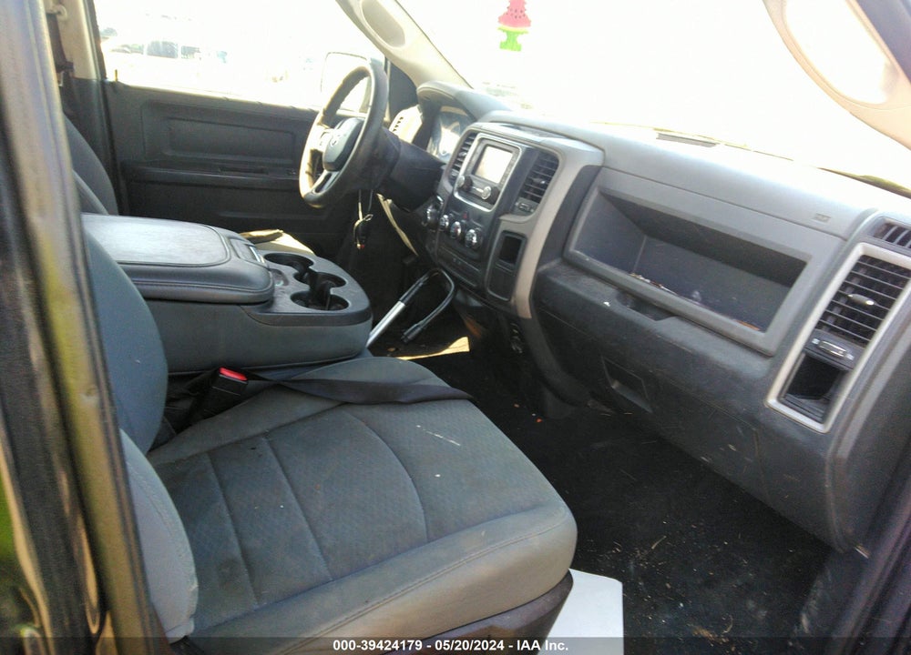 2017 RAM 1500 VIN: 1C6RR7FG7HS594376