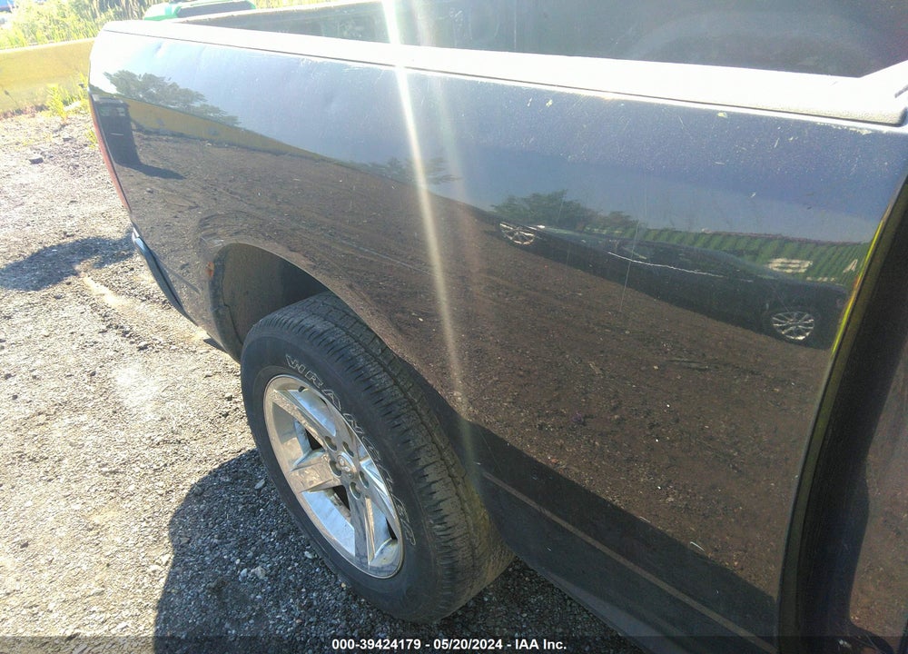 2017 RAM 1500 VIN: 1C6RR7FG7HS594376