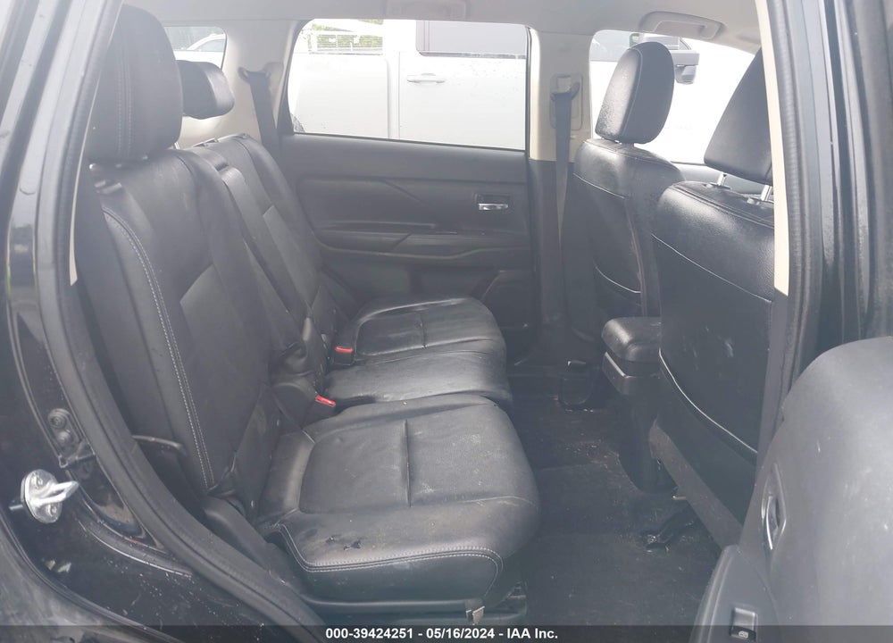 2016 MITSUBISHI OUTLANDER SEL VIN: JA4AZ3A33GZ008288