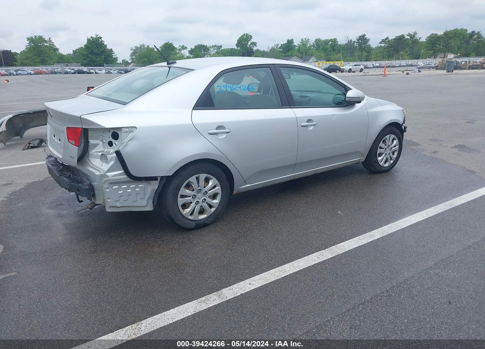 2013 KIA FORTE EX VIN: KNAFU4A2XD5704458